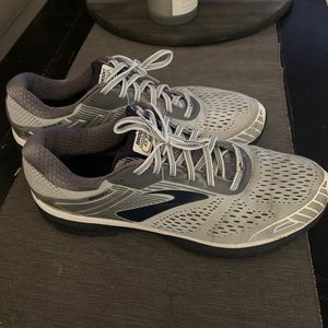 Men’s Brooks GTS 18 Adrenaline